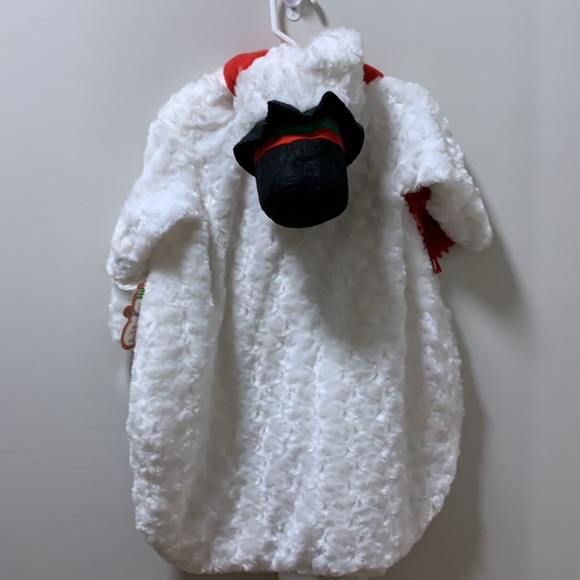 Perfect for 1st Christmas or photos. 22inches from neck to bottom.3-9 months - Picture 5 of 5